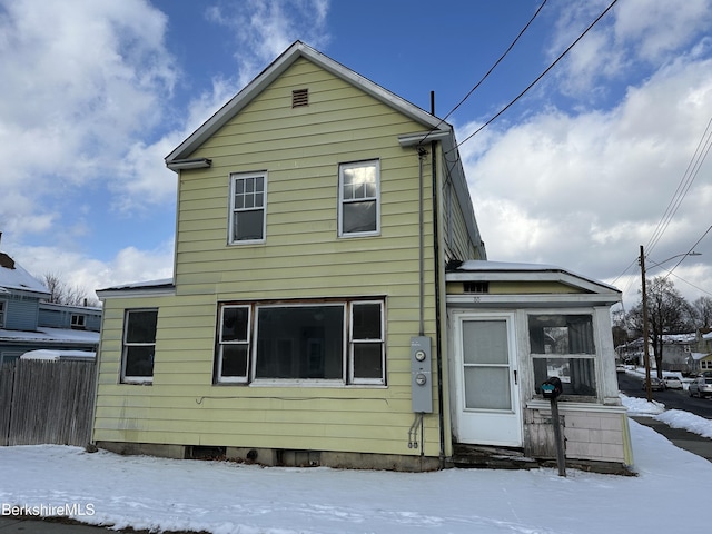 35 Lincoln St, Pittsfield MA, 01201, 3 bedrooms, 2 baths house for sale