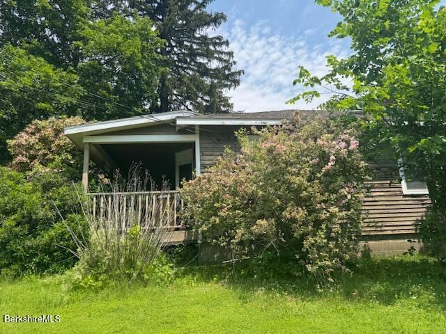 386 N Plain Rd, Great Barrington, MA 01230 - view of home's exterior