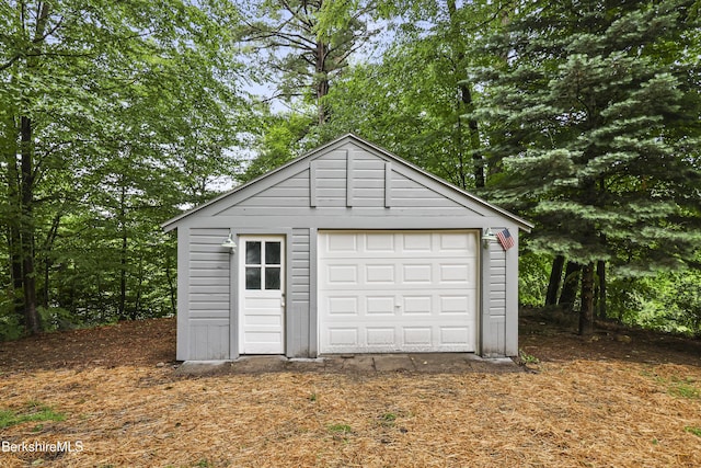 32 Hampshire St, Pittsfield, MA 01201 - view of garage