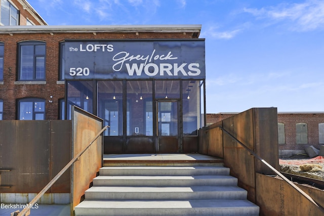 520 State Rd Unit 202, North Adams, MA 01247 - exterior space with fence