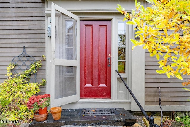 view of property entrance