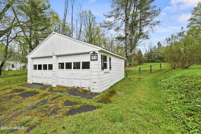 view of detached garage