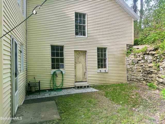 21 Goodrich St, Pittsfield, MA 01201 - view of rear view of property