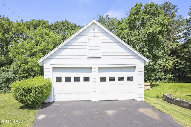 505 Barbour St, North Adams, MA 01247 - photo 27