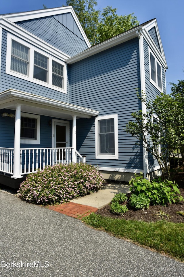 2 Copper Beech Ln, Great Barrington, MA 01230 - view of front of home with a porch