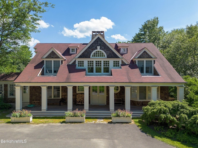 view of front of property with covered porch