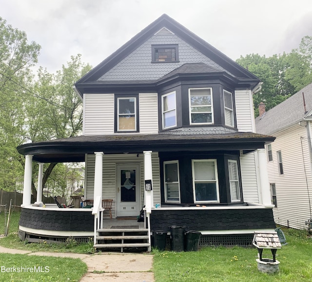 view of front of property with covered porch