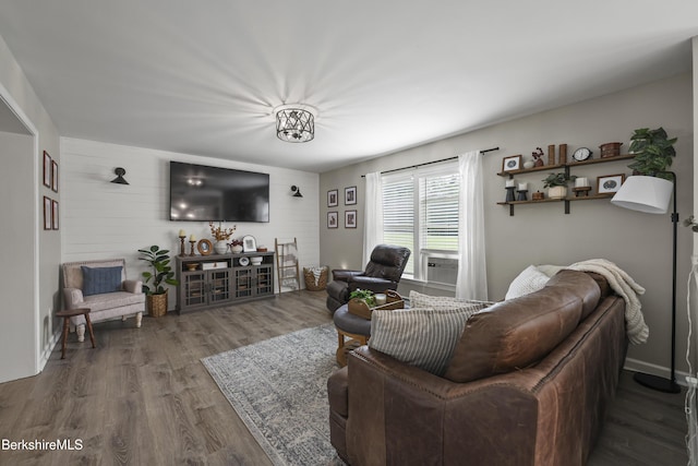 679 Middle Pownal Rd, Pownal, VT 05261 - living room with wood finished floors