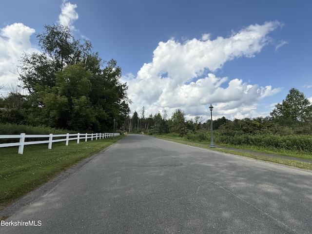 8 Northbrook Ln, Pittsfield, MA 01201 - photo 5