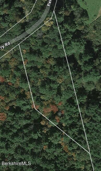 LOT5-0 Perry Rd, Sandisfield, MA 01255