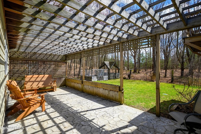 view of patio featuring a pergola