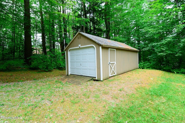 303 Lakeshore Dr, Sandisfield, MA 01255 - view of detached garage