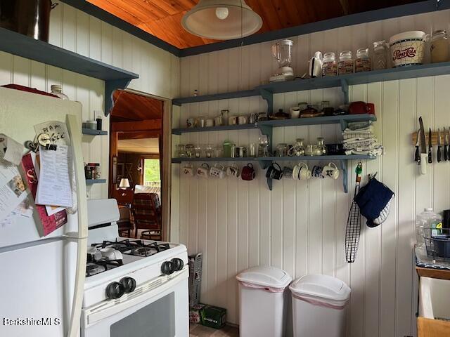26 Pine St, New Marlborough, MA 01230 - photo 13