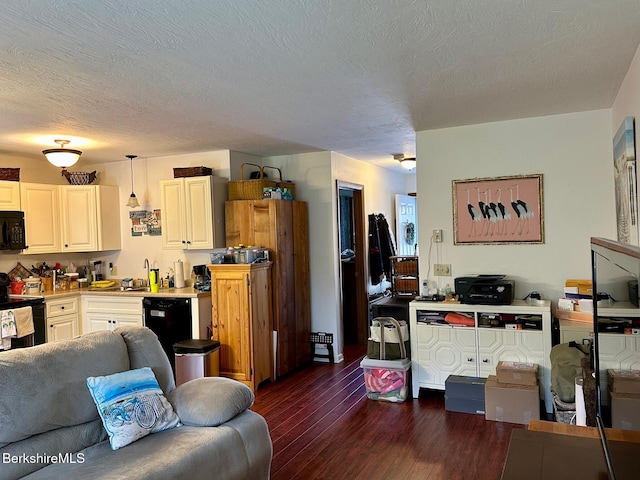 580 E Main St Bldg 2-Unit Unit 1, Lanesborough, MA 01237 - photo 9