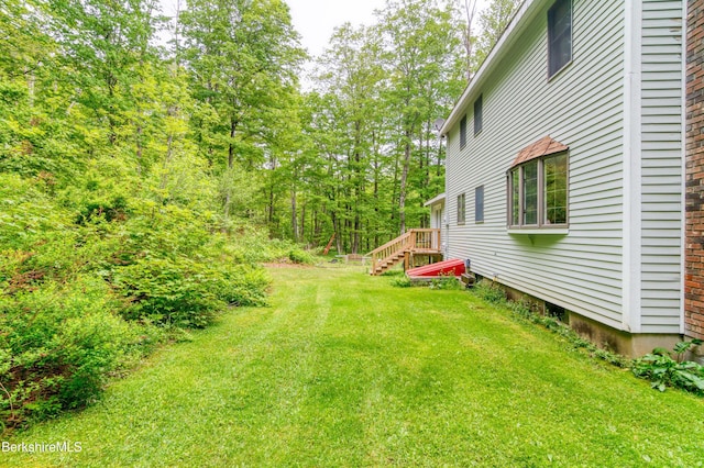 495 Williamstown Rd, Lanesborough, MA 01237 - view of grassy yard