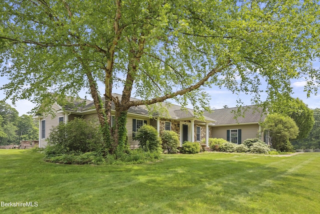 200 Easthampton Rd, Westhampton, MA 01027 - ranch-style home featuring a front lawn