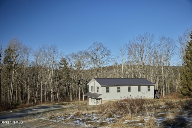 view of front of house