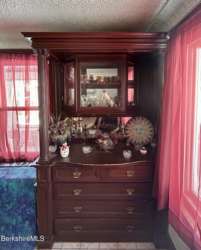 room details with a textured ceiling