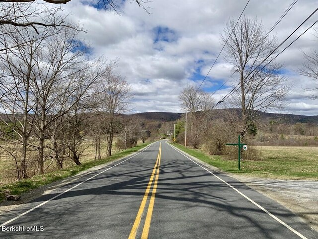 181 W Center Rd, West Stockbridge, MA 01266