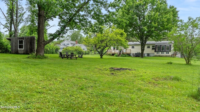 22 Delafield Dr, Lenox, MA 01240 - view of green lawn