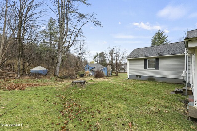 24 Henderson Rd, Williamstown, MA 01267 - view of yard