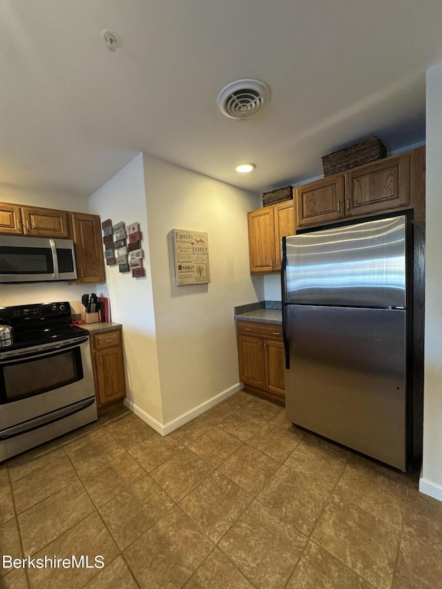 kitchen featuring stainless steel appliances