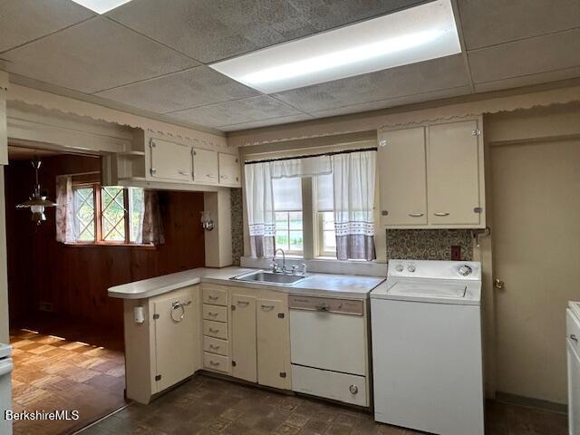 109 N Summer St, Adams, MA 01220 - photo 2