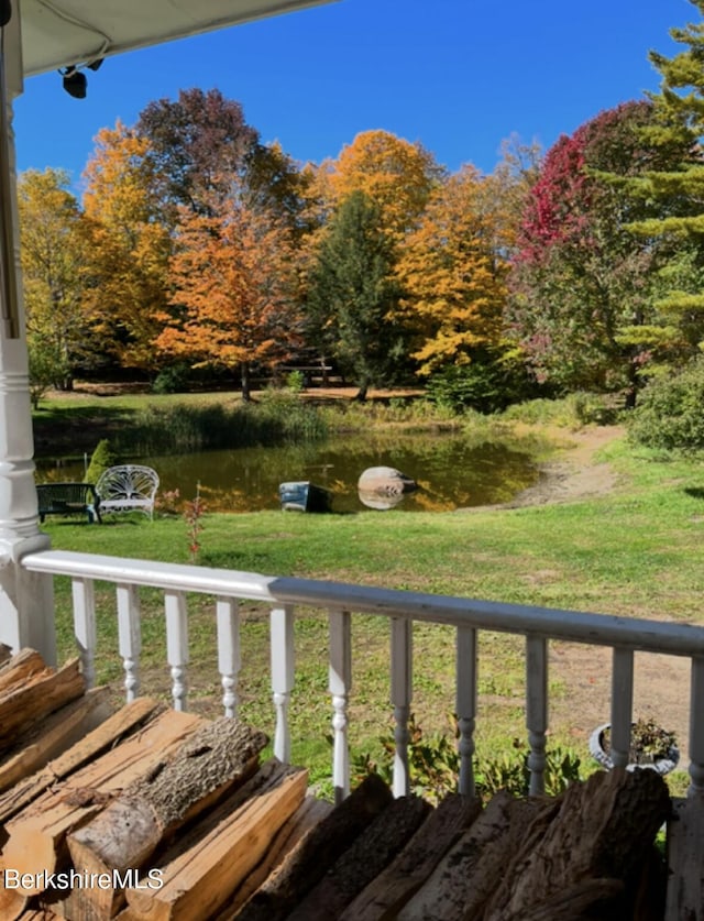 1689 E Windsor Rd, Windsor, MA 01270 - balcony with a water view