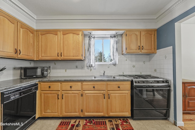 44 Churchill Crst Unit 44, Pittsfield, MA 01201 - photo 12