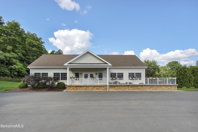 view of front of home