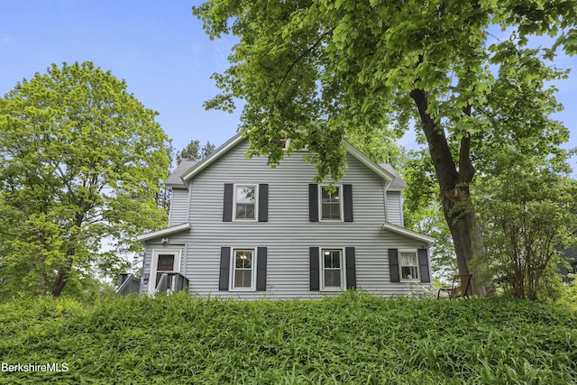 9 High St, Lenox, MA 01240 - view of front of house