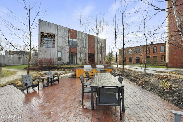 view of patio / terrace featuring an outdoor kitchen and area for grilling