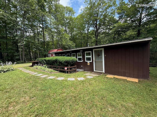 137 Sherwood Dr, Becket, MA 01223 - photo 1