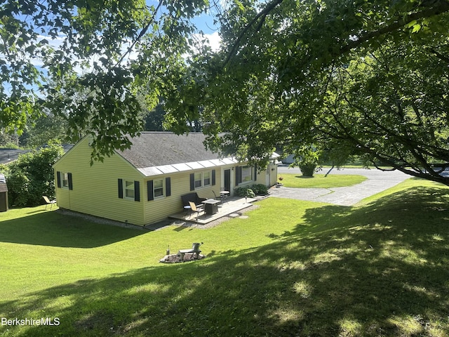 4 Beaumont Dr, Pittsfield, MA 01201 - photo 1