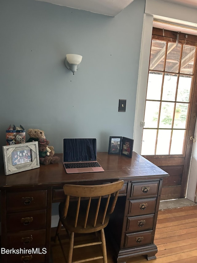 32 Williamsburg Rd, Worthington, MA 01098