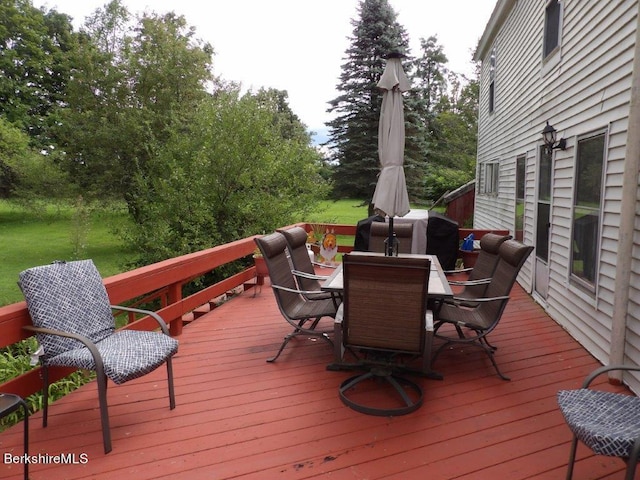 32 Williamsburg Rd, Worthington, MA 01098