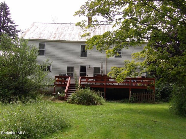 32 Williamsburg Rd, Worthington, MA 01098