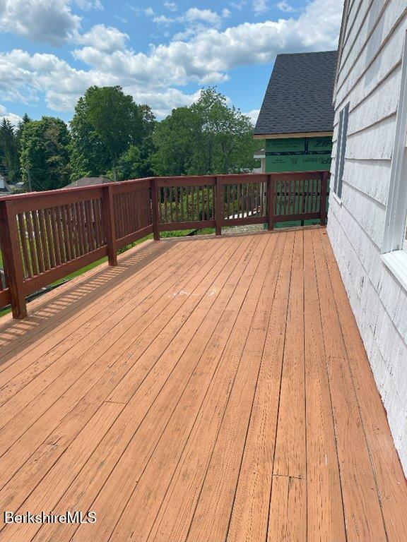 11 Oriole St, Pittsfield, MA 01201 - photo 29