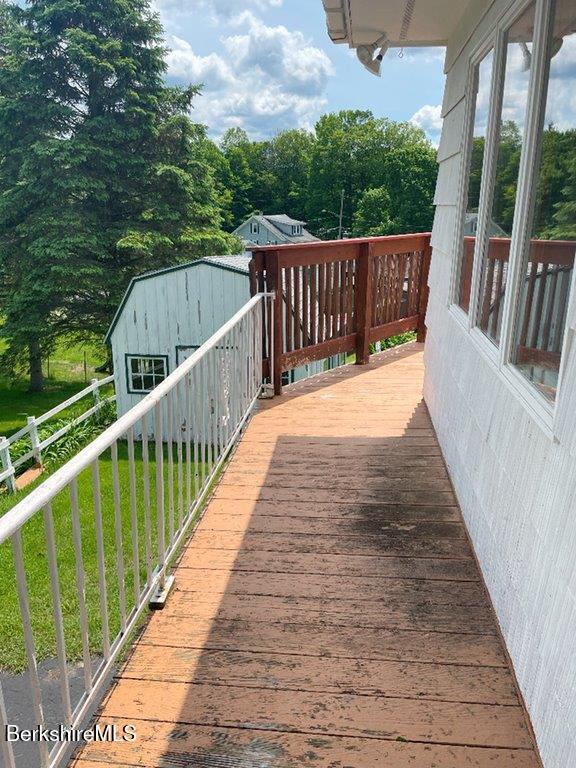 11 Oriole St, Pittsfield, MA 01201 - photo 28