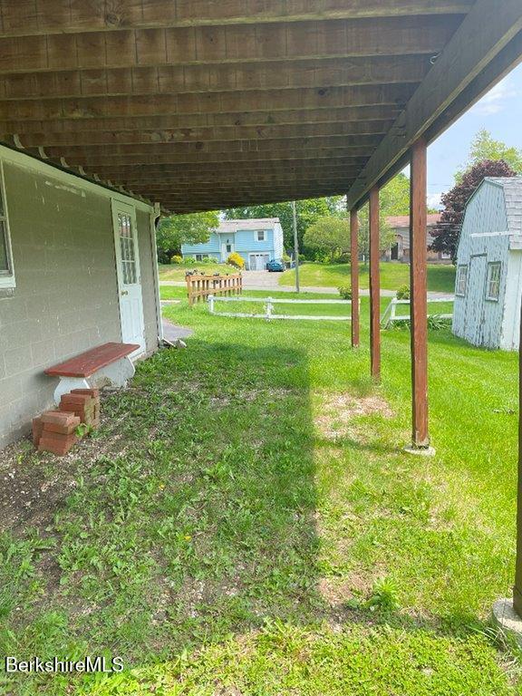 11 Oriole St, Pittsfield, MA 01201 - photo 37