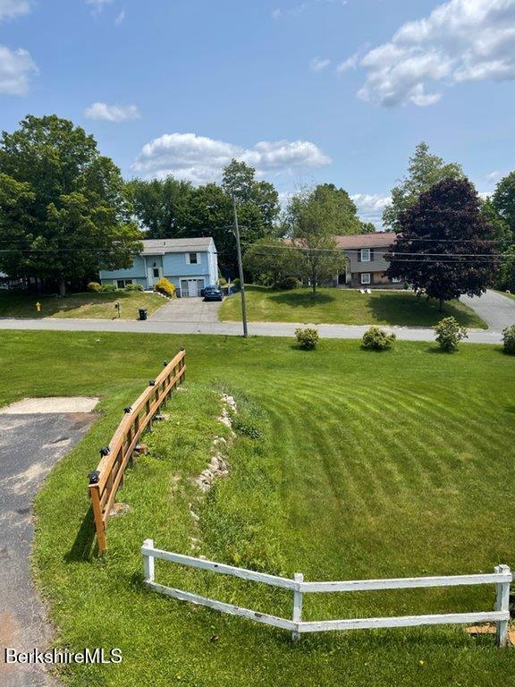11 Oriole St, Pittsfield, MA 01201 - photo 36