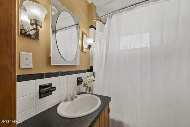 41 Pine St, Dalton, MA 01226 - bathroom featuring vanity and curtained shower
