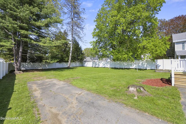 41 Pine St, Dalton, MA 01226 - view of yard