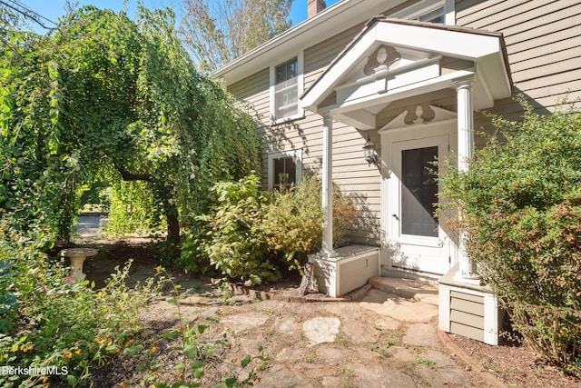 view of property entrance