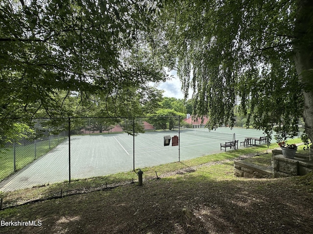 11 Prospect Hill Rd Unit 1, Stockbridge, MA 01262 - view of tennis court