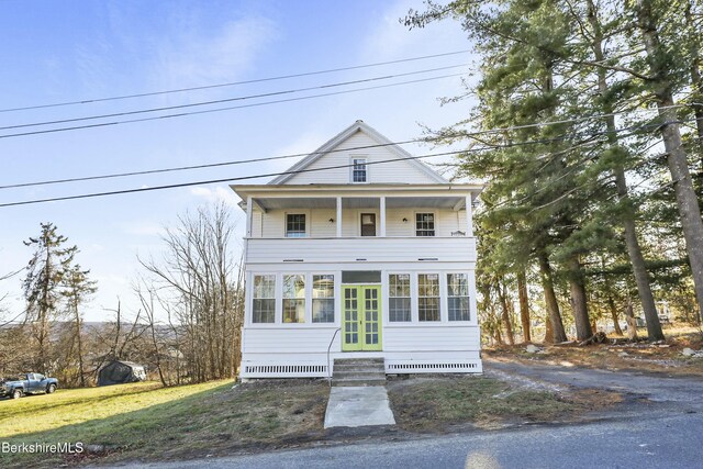 view of front facade featuring french doors