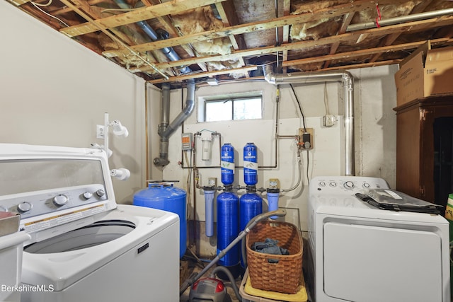 4 Birch Hill Rd, Peru, MA 01235 - washroom featuring washer and dryer