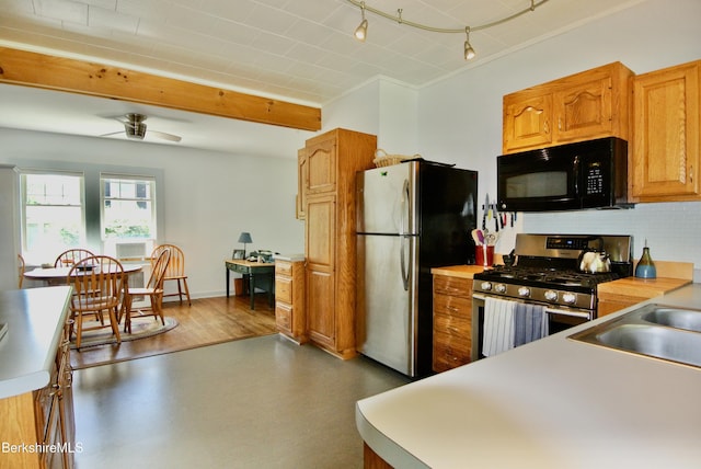 7 Aberdeen Rd, Pittsfield, MA 01201 - photo 10
