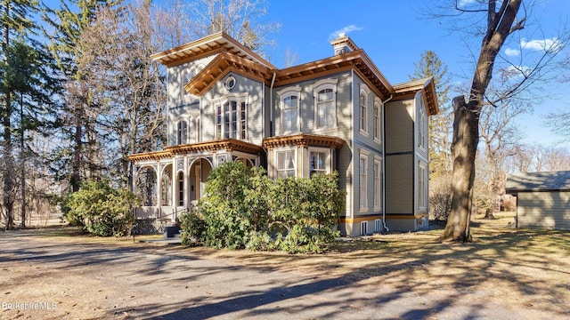 6 Eileen Dr, Rensselaer, NY 12144 - view of front facade