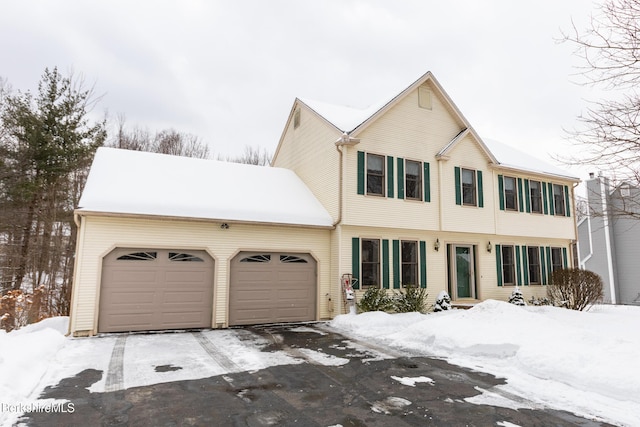 view of front facade with a garage